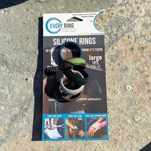 Every Ring silicone ring set 11.5-12